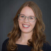 Professional Headshot - www.reddoorphoto.net